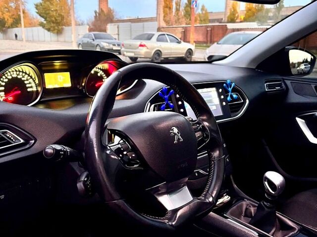 Пежо 308, об'ємом двигуна 1.6 л та пробігом 205 тис. км за 10800 $, фото 10 на Automoto.ua