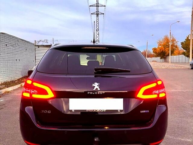 Пежо 308, об'ємом двигуна 1.6 л та пробігом 205 тис. км за 10800 $, фото 5 на Automoto.ua