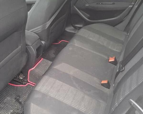 Пежо 308, объемом двигателя 1.6 л и пробегом 245 тыс. км за 9000 $, фото 3 на Automoto.ua