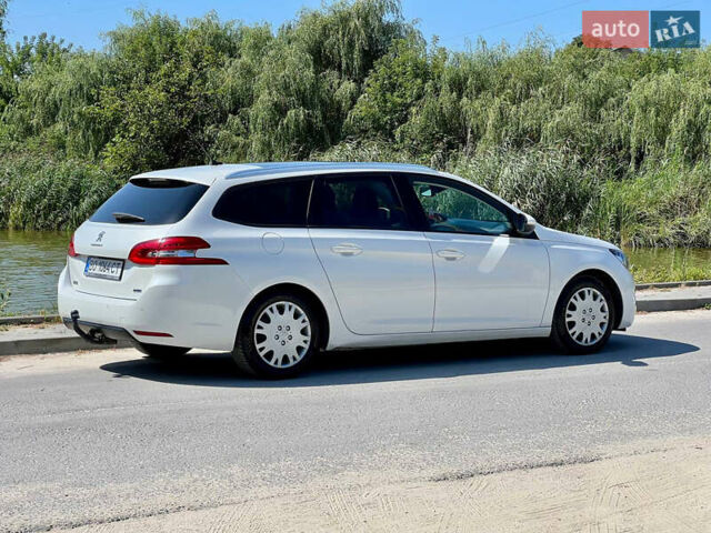 Пежо 308, объемом двигателя 1.6 л и пробегом 198 тыс. км за 8999 $, фото 1 на Automoto.ua