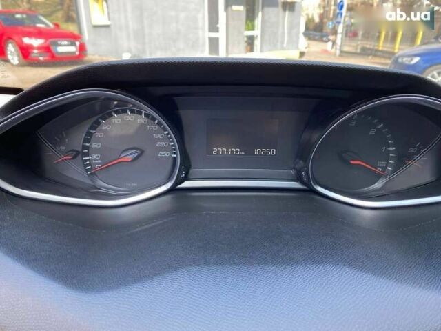 Пежо 308, объемом двигателя 1.6 л и пробегом 277 тыс. км за 8600 $, фото 22 на Automoto.ua