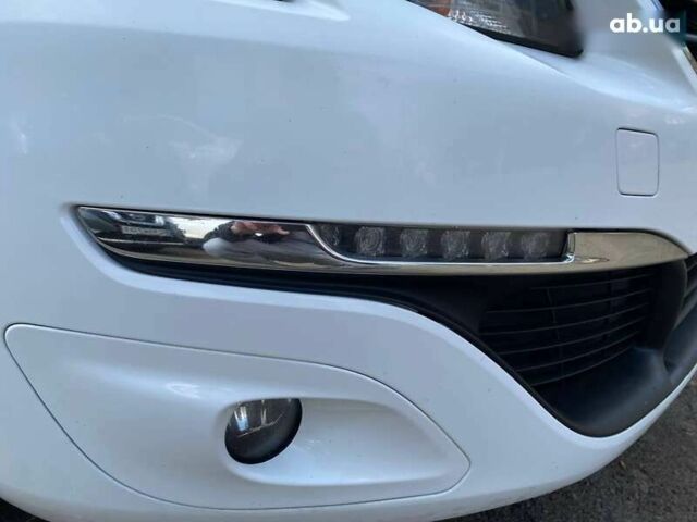 Пежо 308, объемом двигателя 1.6 л и пробегом 277 тыс. км за 8600 $, фото 14 на Automoto.ua