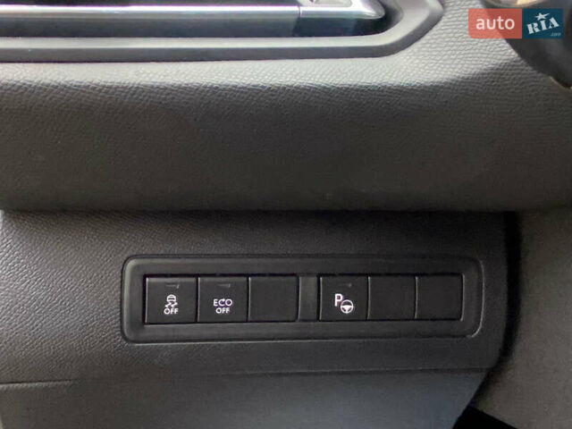 Пежо 308 2016 в Ровно на Automoto.ua Пежо 308, объемом двигателя 1.6 л и пробегом 190 тыс. км за 11200 $, фото 11 на Automoto.ua
