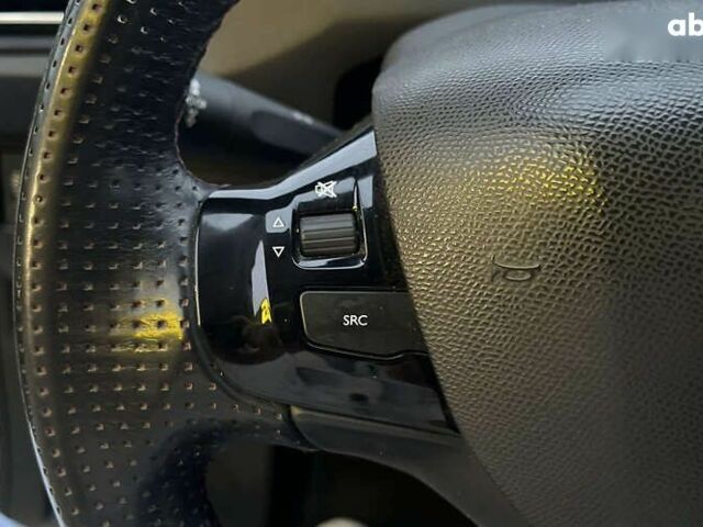 Пежо 308 2016 в Мукачево на Automoto.ua Пежо 308, объемом двигателя 1.6 л и пробегом 357 тыс. км за 9200 $, фото 13 на Automoto.ua