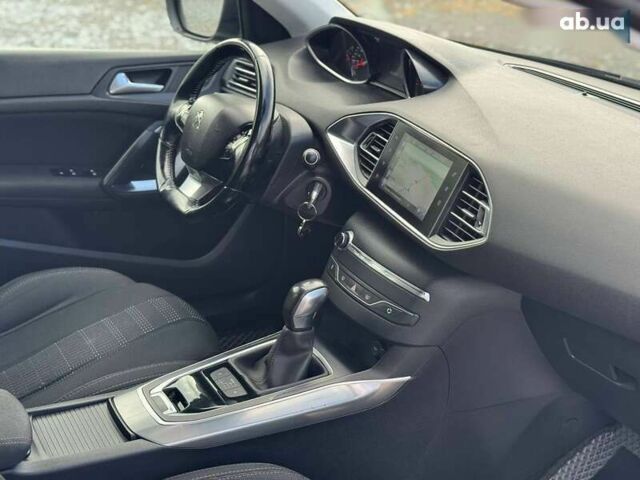 Пежо 308, объемом двигателя 1.6 л и пробегом 221 тыс. км за 10450 $, фото 18 на Automoto.ua