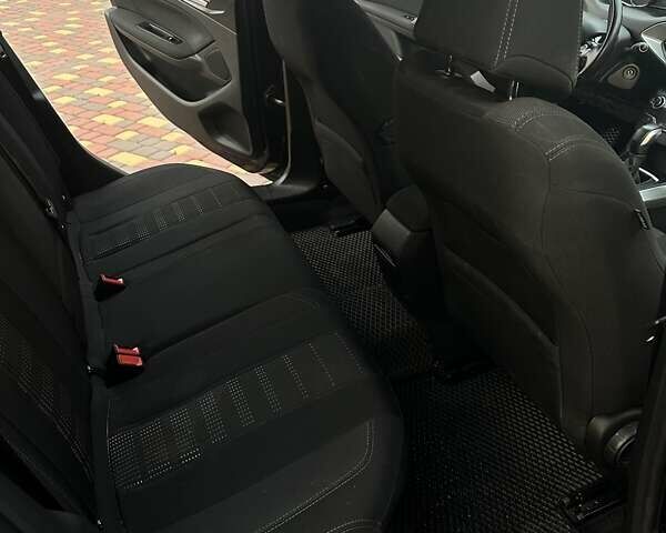 Пежо 308, объемом двигателя 1.56 л и пробегом 277 тыс. км за 10500 $, фото 2 на Automoto.ua