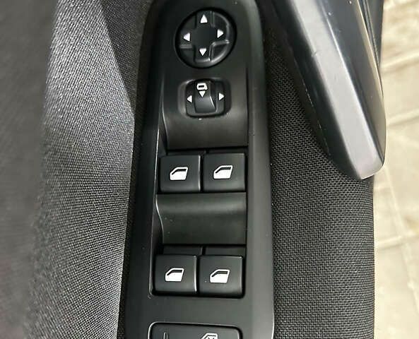 Пежо 308, об'ємом двигуна 0 л та пробігом 207 тис. км за 12950 $, фото 28 на Automoto.ua