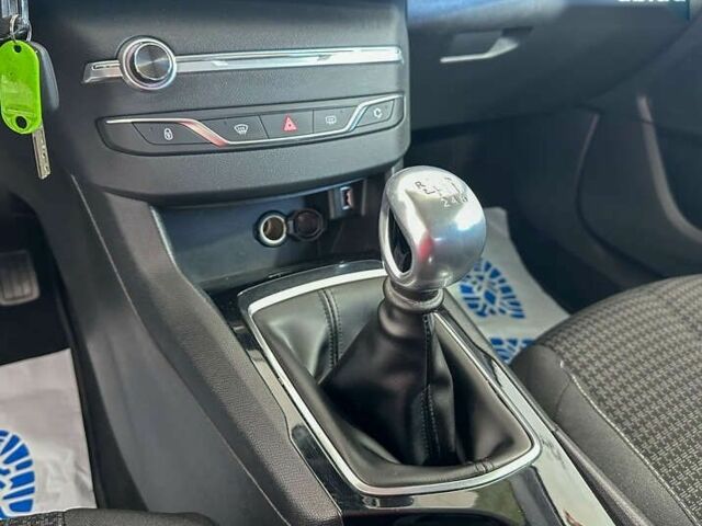Пежо 308, объемом двигателя 0 л и пробегом 175 тыс. км за 11950 $, фото 19 на Automoto.ua