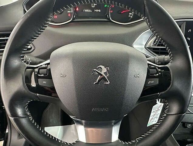 Пежо 308, объемом двигателя 1.5 л и пробегом 179 тыс. км за 11950 $, фото 7 на Automoto.ua