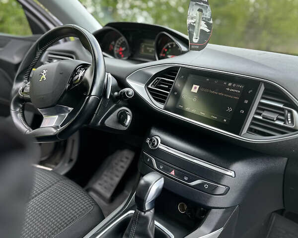 Пежо 308, объемом двигателя 1.5 л и пробегом 202 тыс. км за 12950 $, фото 15 на Automoto.ua