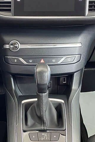 Пежо 308, объемом двигателя 1.5 л и пробегом 162 тыс. км за 13650 $, фото 19 на Automoto.ua