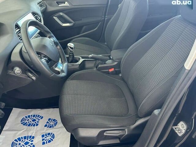 Пежо 308, объемом двигателя 0 л и пробегом 175 тыс. км за 11950 $, фото 6 на Automoto.ua