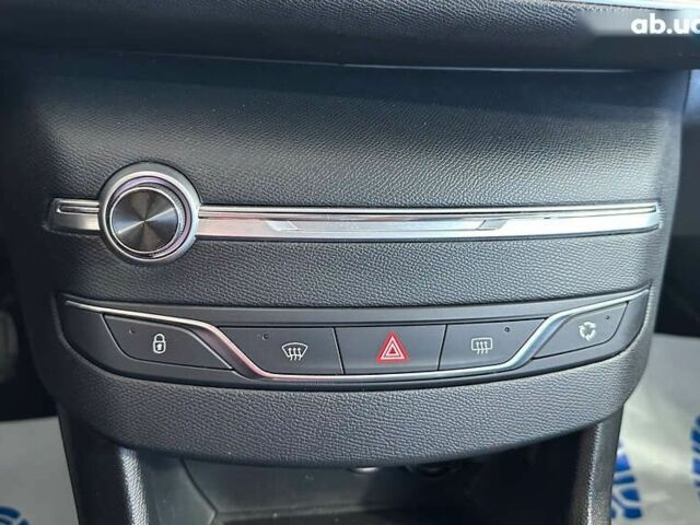 Пежо 308, объемом двигателя 0 л и пробегом 175 тыс. км за 11950 $, фото 17 на Automoto.ua