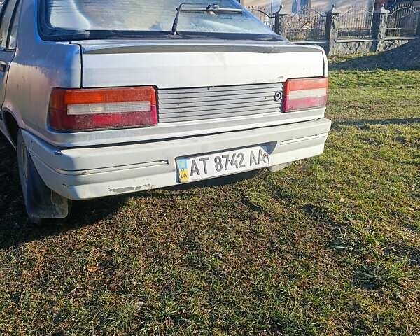 Серый Пежо 308, объемом двигателя 1.9 л и пробегом 300 тыс. км за 799 $, фото 6 на Automoto.ua