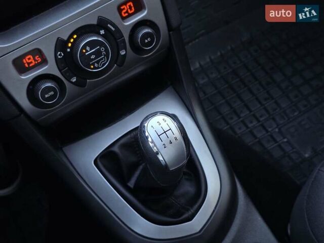 Серый Пежо 308, объемом двигателя 1.6 л и пробегом 169 тыс. км за 4999 $, фото 41 на Automoto.ua