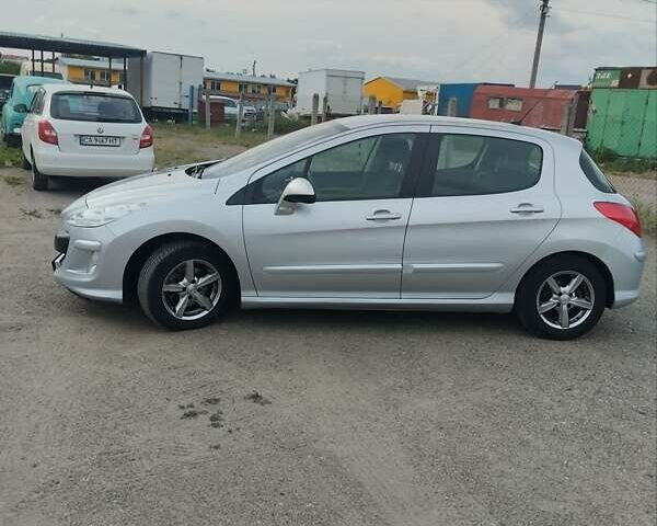 Серый Пежо 308, объемом двигателя 1.6 л и пробегом 155 тыс. км за 6000 $, фото 4 на Automoto.ua