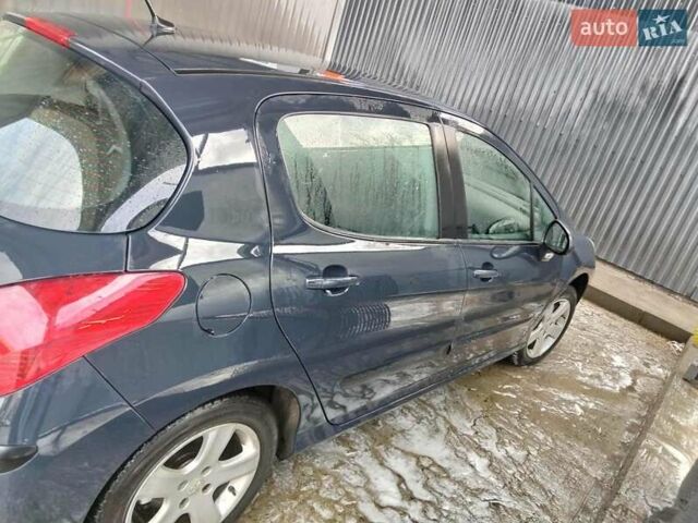 Серый Пежо 308, объемом двигателя 1.6 л и пробегом 235 тыс. км за 5000 $, фото 3 на Automoto.ua