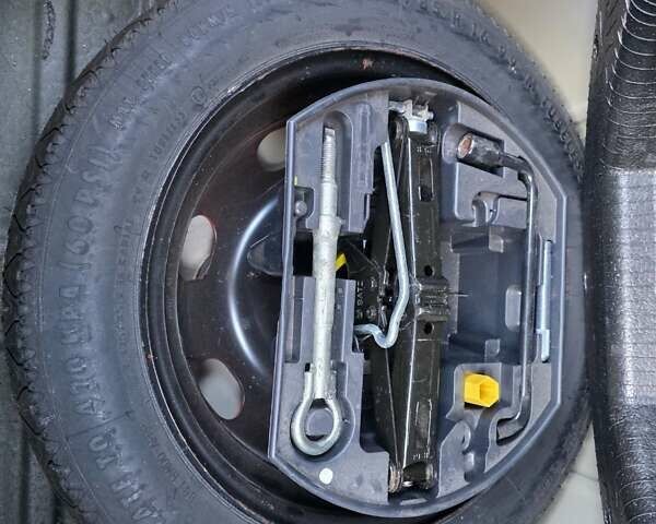 Серый Пежо 308, объемом двигателя 1.6 л и пробегом 169 тыс. км за 4999 $, фото 28 на Automoto.ua