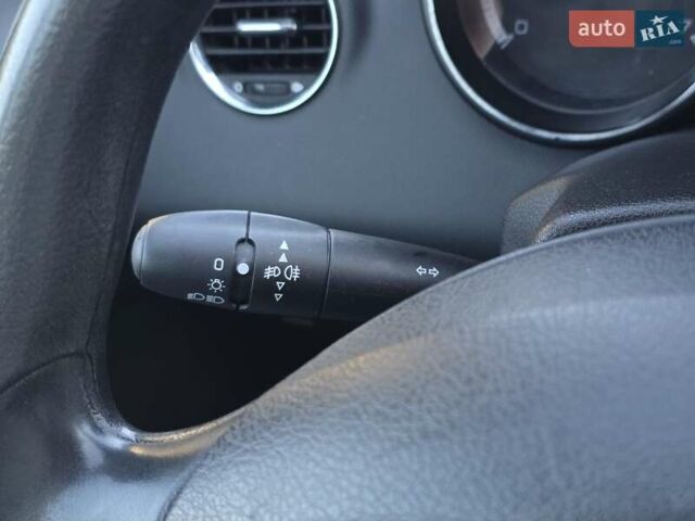 Серый Пежо 308, объемом двигателя 1.6 л и пробегом 169 тыс. км за 4999 $, фото 40 на Automoto.ua