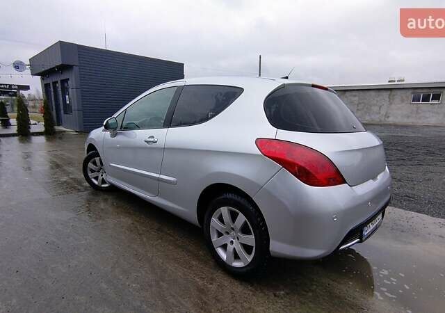 Сірий Пежо 308, об'ємом двигуна 1.6 л та пробігом 263 тис. км за 3999 $, фото 6 на Automoto.ua