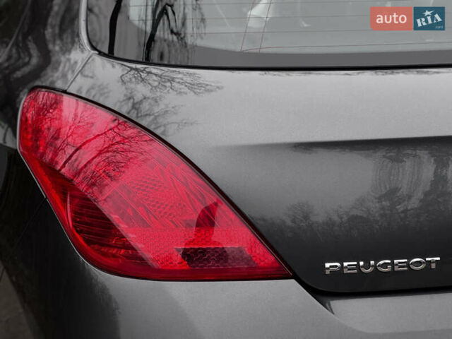 Серый Пежо 308, объемом двигателя 1.6 л и пробегом 96 тыс. км за 6700 $, фото 29 на Automoto.ua