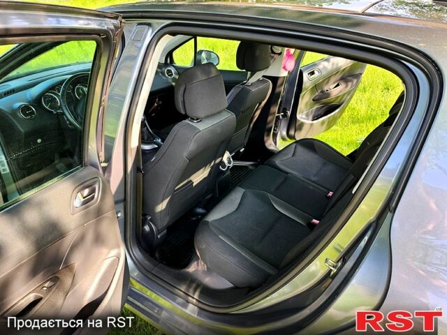 Серый Пежо 308, объемом двигателя 1.6 л и пробегом 345 тыс. км за 5900 $, фото 4 на Automoto.ua