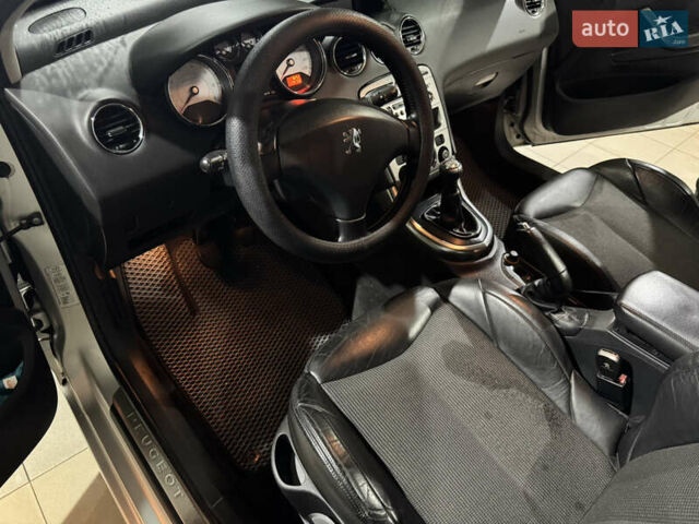 Серый Пежо 308, объемом двигателя 1.6 л и пробегом 174 тыс. км за 5200 $, фото 7 на Automoto.ua