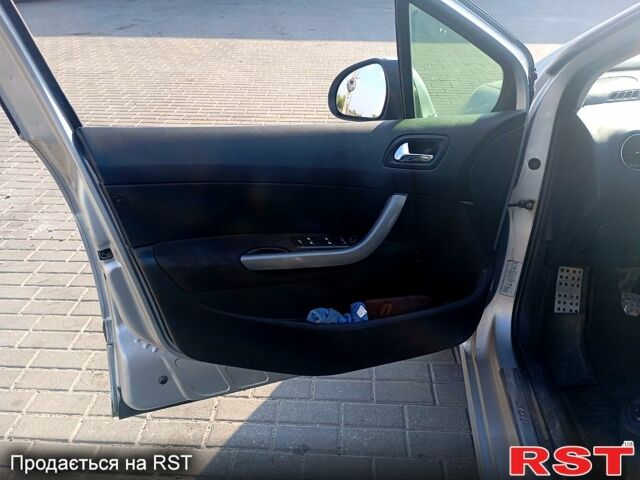 Серый Пежо 308, объемом двигателя 1.6 л и пробегом 212 тыс. км за 4399 $, фото 7 на Automoto.ua