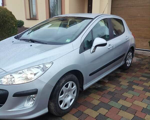 Серый Пежо 308, объемом двигателя 1.4 л и пробегом 229 тыс. км за 5900 $, фото 3 на Automoto.ua