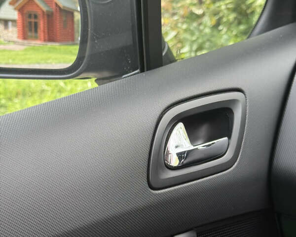 Сірий Пежо 308, об'ємом двигуна 1.6 л та пробігом 129 тис. км за 5800 $, фото 6 на Automoto.ua