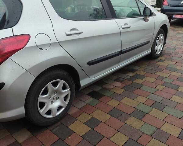 Серый Пежо 308, объемом двигателя 1.4 л и пробегом 229 тыс. км за 5900 $, фото 7 на Automoto.ua