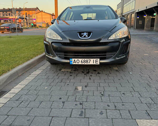 Сірий Пежо 308, об'ємом двигуна 1.4 л та пробігом 250 тис. км за 5200 $, фото 1 на Automoto.ua