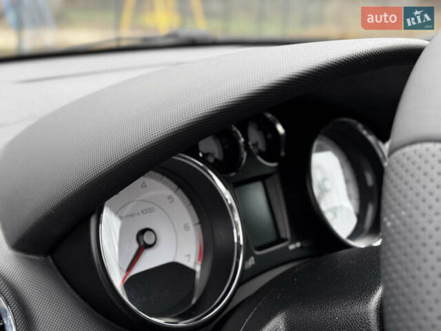 Серый Пежо 308, объемом двигателя 1.6 л и пробегом 96 тыс. км за 6700 $, фото 40 на Automoto.ua