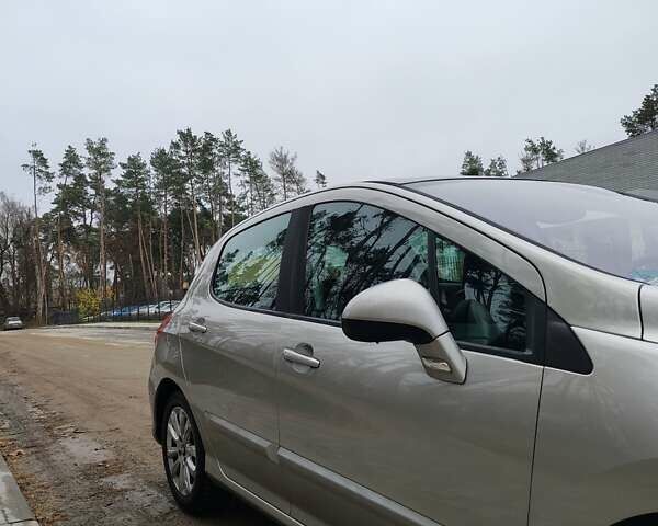 Серый Пежо 308, объемом двигателя 1.56 л и пробегом 209 тыс. км за 6000 $, фото 20 на Automoto.ua