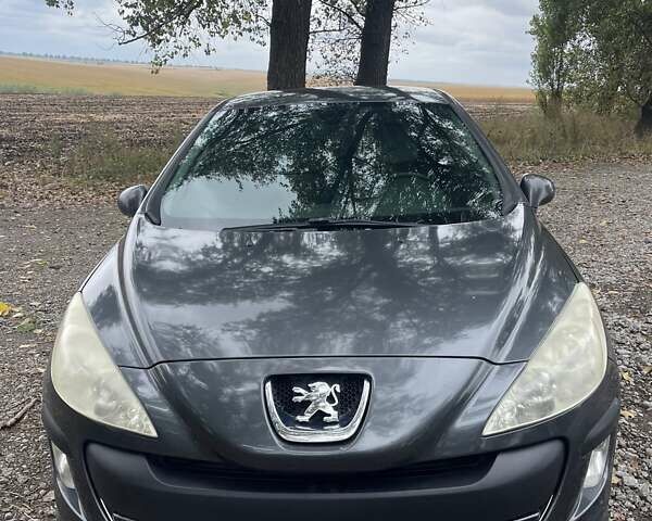 Серый Пежо 308, объемом двигателя 1.6 л и пробегом 188 тыс. км за 4300 $, фото 5 на Automoto.ua