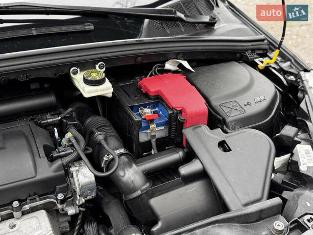 Серый Пежо 308, объемом двигателя 1.6 л и пробегом 96 тыс. км за 6700 $, фото 73 на Automoto.ua
