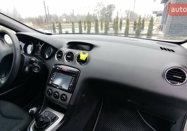 Сірий Пежо 308, об'ємом двигуна 1.6 л та пробігом 263 тис. км за 3999 $, фото 13 на Automoto.ua