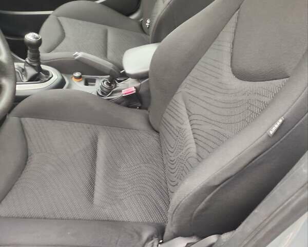 Серый Пежо 308, объемом двигателя 1.4 л и пробегом 229 тыс. км за 5900 $, фото 13 на Automoto.ua