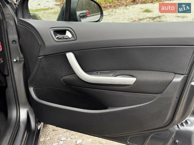 Серый Пежо 308, объемом двигателя 1.6 л и пробегом 96 тыс. км за 6700 $, фото 43 на Automoto.ua