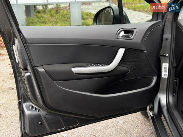 Серый Пежо 308, объемом двигателя 1.6 л и пробегом 96 тыс. км за 6700 $, фото 35 на Automoto.ua