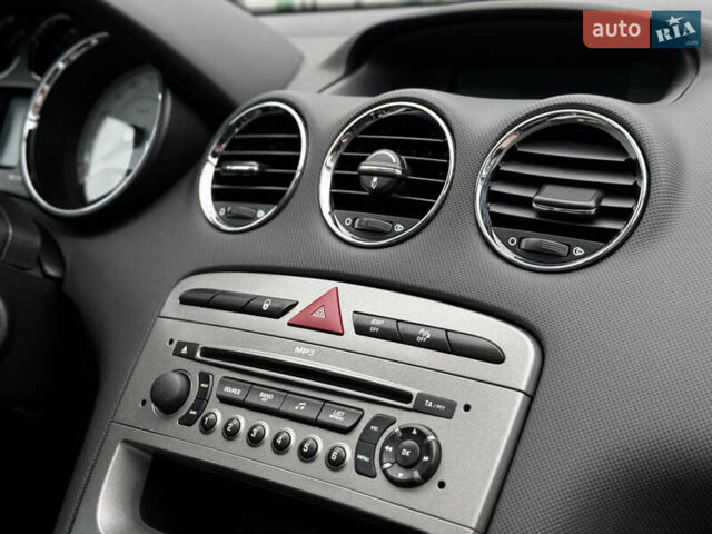 Серый Пежо 308, объемом двигателя 1.6 л и пробегом 96 тыс. км за 6700 $, фото 49 на Automoto.ua