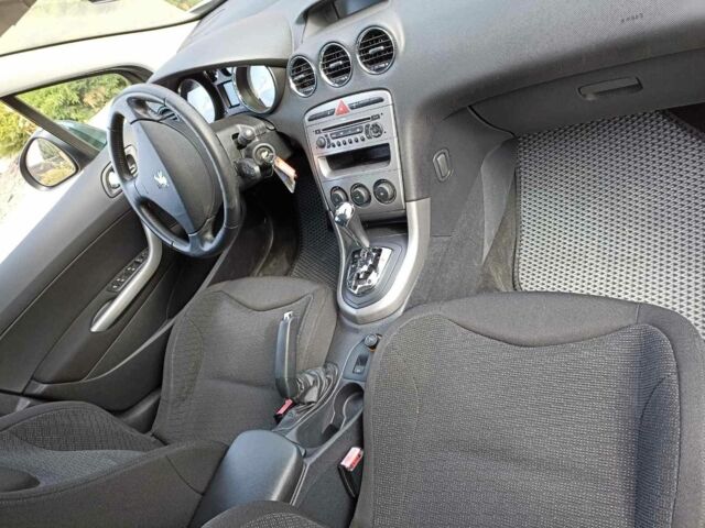 Серый Пежо 308, объемом двигателя 1.6 л и пробегом 221 тыс. км за 4999 $, фото 4 на Automoto.ua