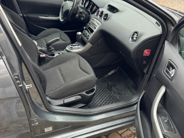 Сірий Пежо 308, об'ємом двигуна 1.6 л та пробігом 210 тис. км за 5500 $, фото 9 на Automoto.ua