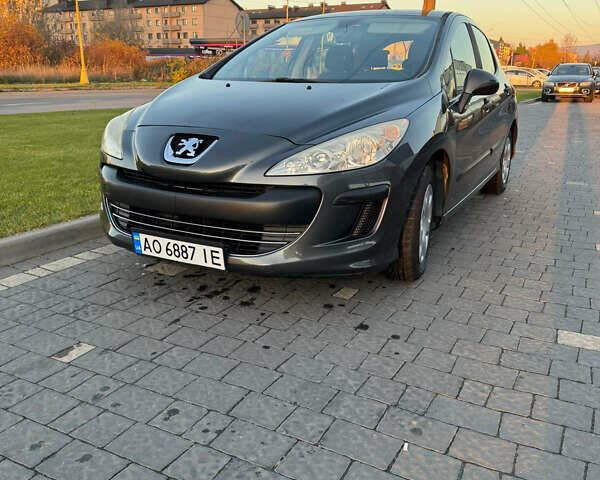 Сірий Пежо 308, об'ємом двигуна 1.4 л та пробігом 250 тис. км за 5200 $, фото 2 на Automoto.ua