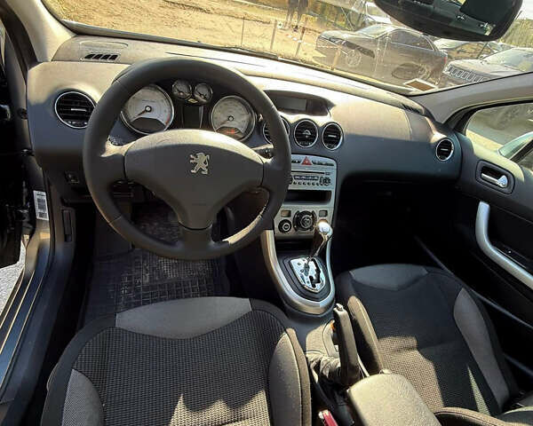 Серый Пежо 308, объемом двигателя 1.6 л и пробегом 165 тыс. км за 6200 $, фото 11 на Automoto.ua