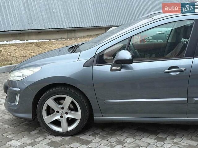 Серый Пежо 308, объемом двигателя 1.6 л и пробегом 270 тыс. км за 6190 $, фото 13 на Automoto.ua