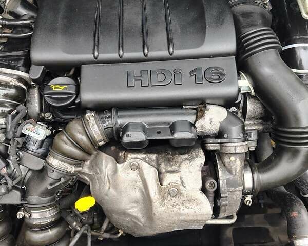 Серый Пежо 308, объемом двигателя 1.56 л и пробегом 209 тыс. км за 6000 $, фото 18 на Automoto.ua