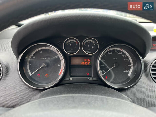 Серый Пежо 308, объемом двигателя 1.6 л и пробегом 229 тыс. км за 5300 $, фото 15 на Automoto.ua