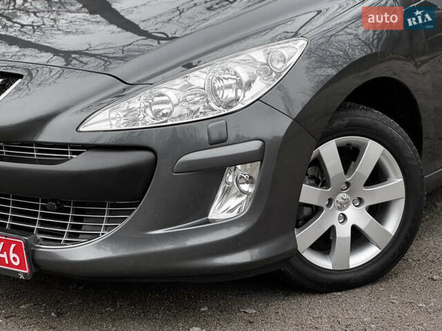 Серый Пежо 308, объемом двигателя 1.6 л и пробегом 96 тыс. км за 6700 $, фото 2 на Automoto.ua