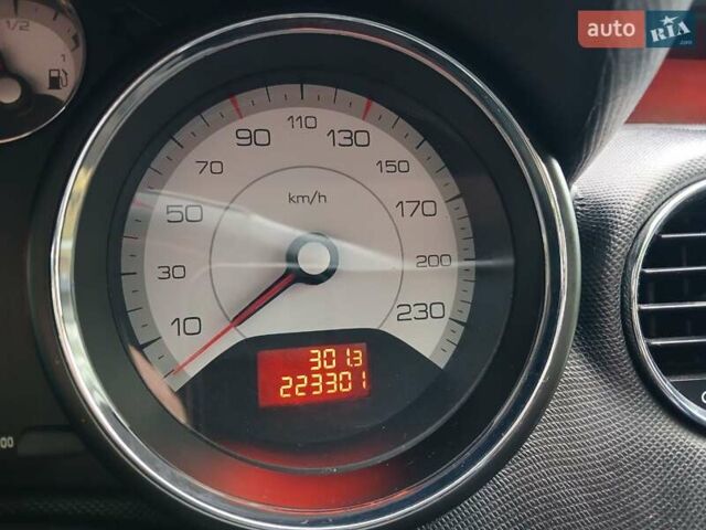Серый Пежо 308, объемом двигателя 1.6 л и пробегом 223 тыс. км за 4800 $, фото 5 на Automoto.ua